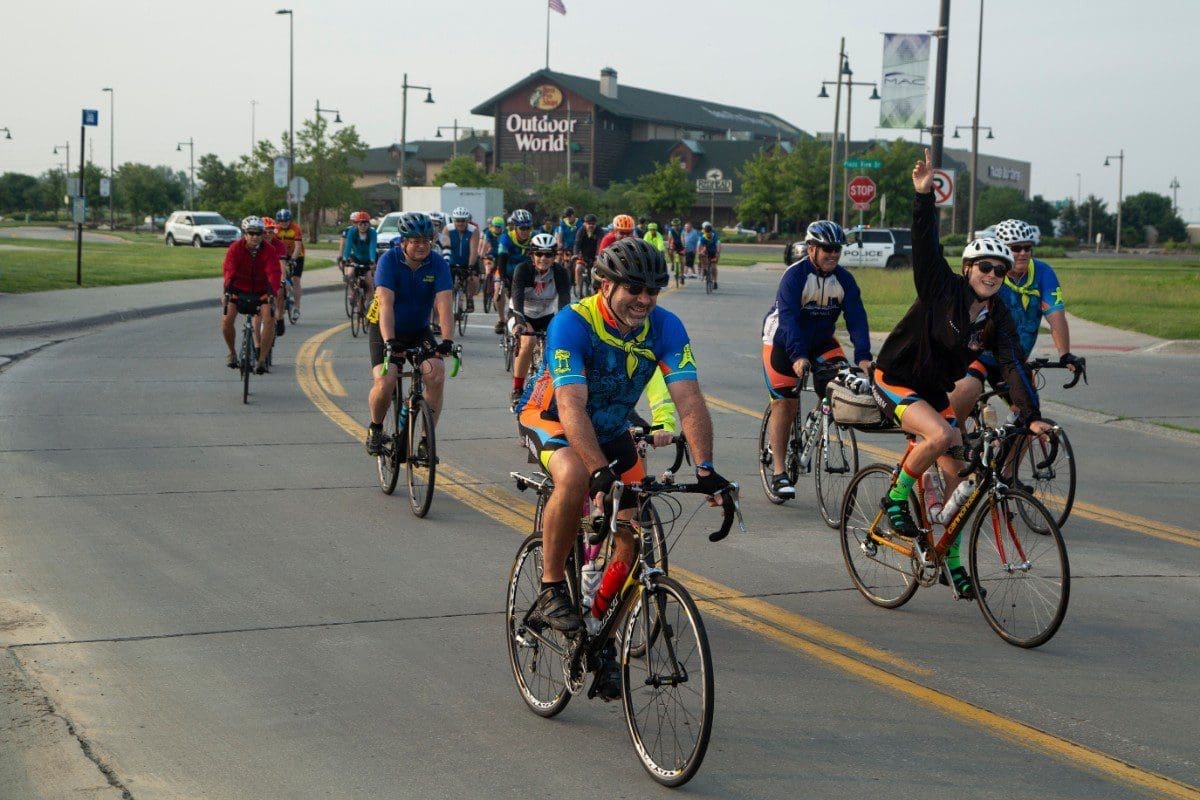 RAGBRAI riders photo for state of craft email