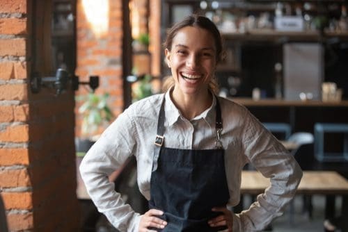 Smiling beertender photo for attracting new drinkers post